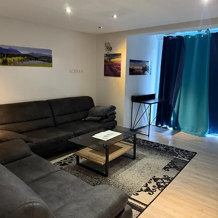 Stilvolle Im Erdgeschoss Apartament *